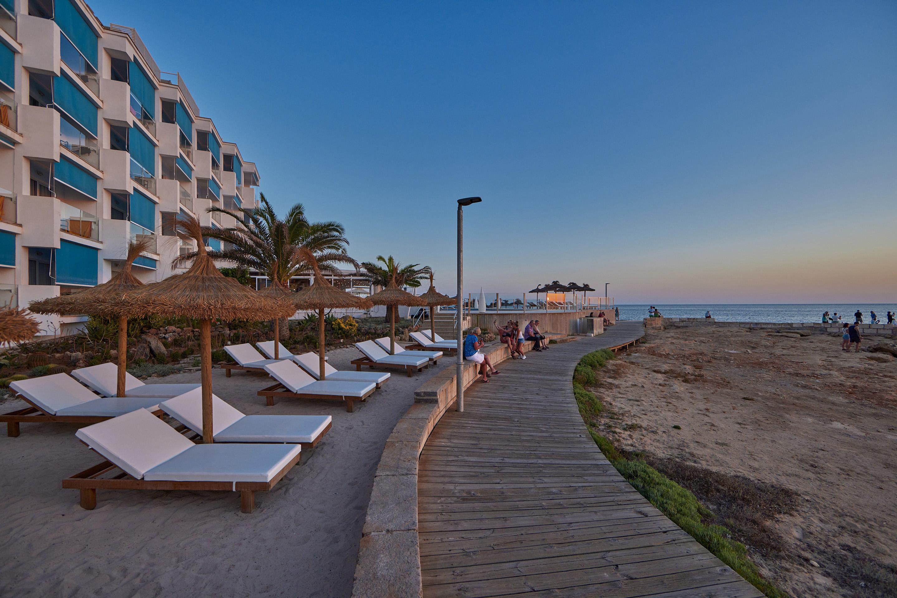 Universal Hotel Cabo Blanco - Adults Only Colonia de Sant Jordi Eksteriør billede